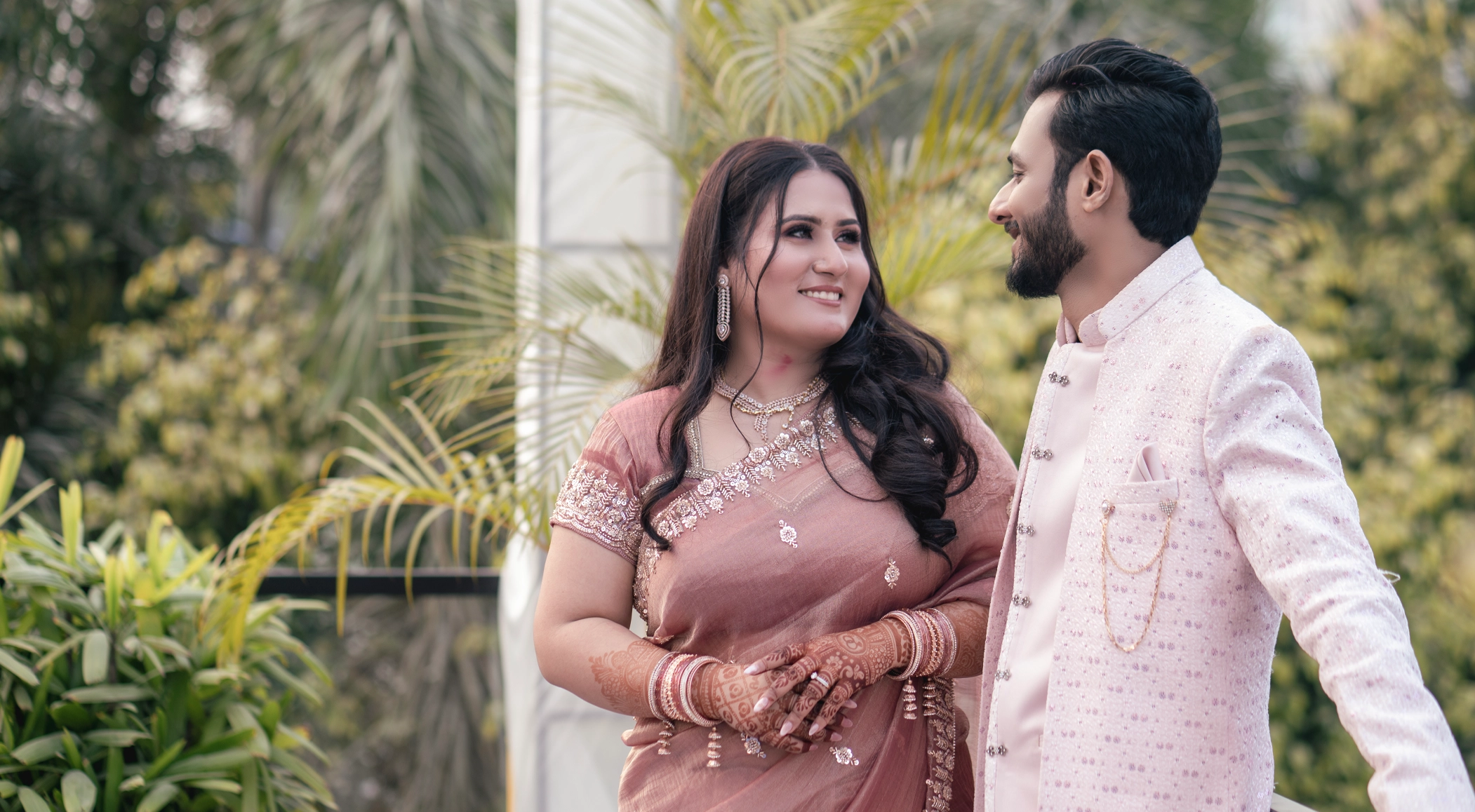 engagement photographer delhi by designinfo photography